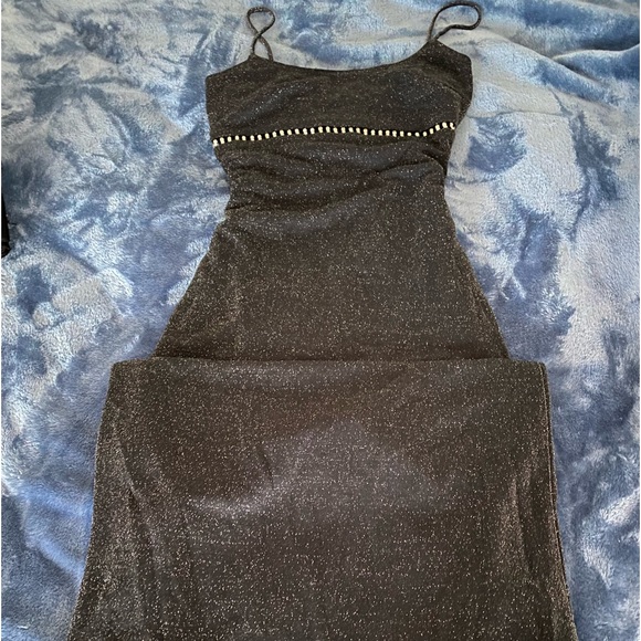 Sparkly Night Ball Gown Dress - Picture 5 of 8